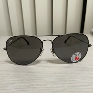 Ray-Ban Black Polarized Aviators